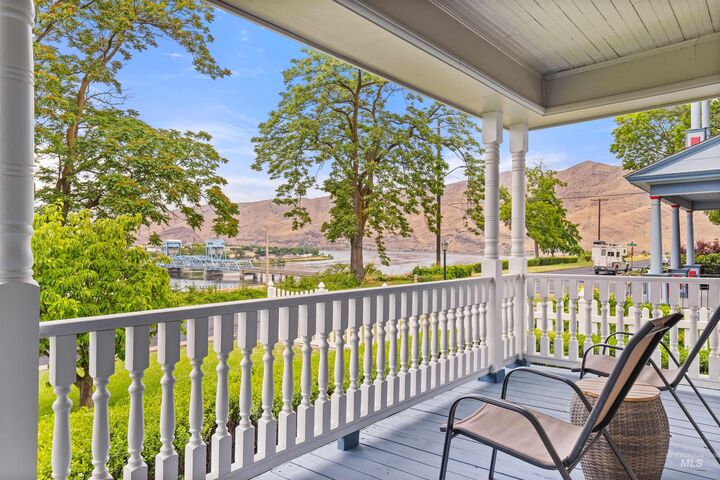 Property Photo: 207 Prospect Ave ID 83501