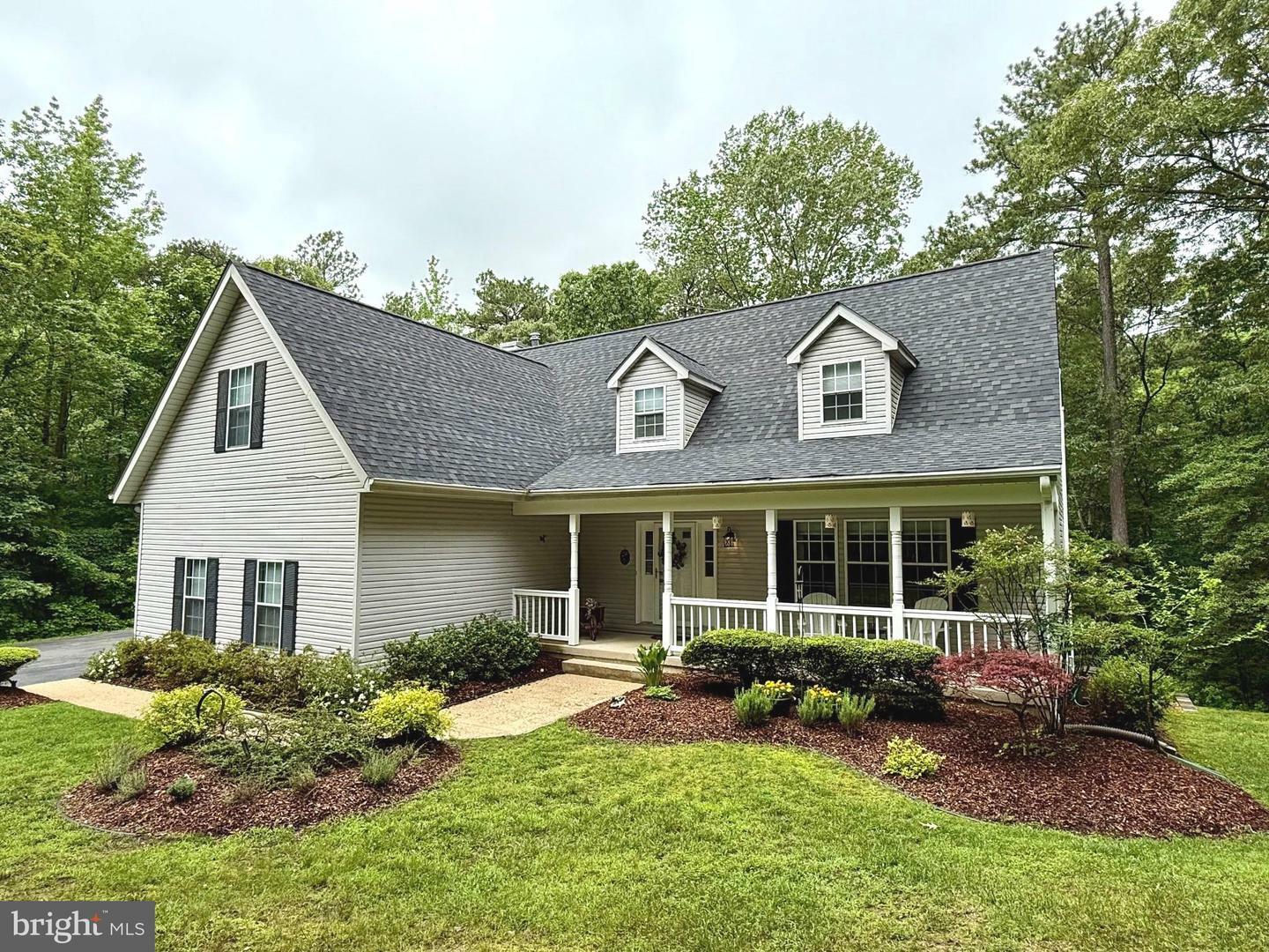 Property Photo: 23185 Piney Wood Circle MD 20619