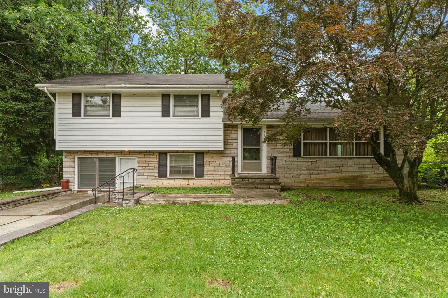 Property Photo:  710 Fifth Street  NJ 08554 