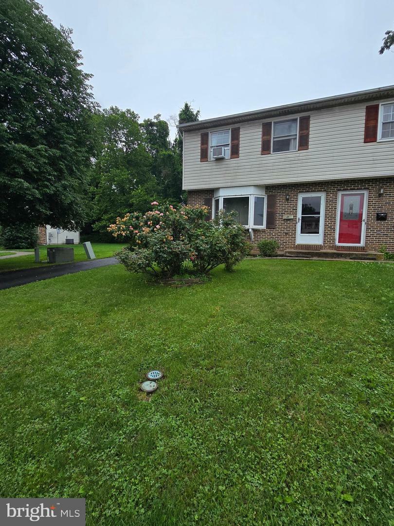 Property Photo: 536 E Linden Street PA 19522
