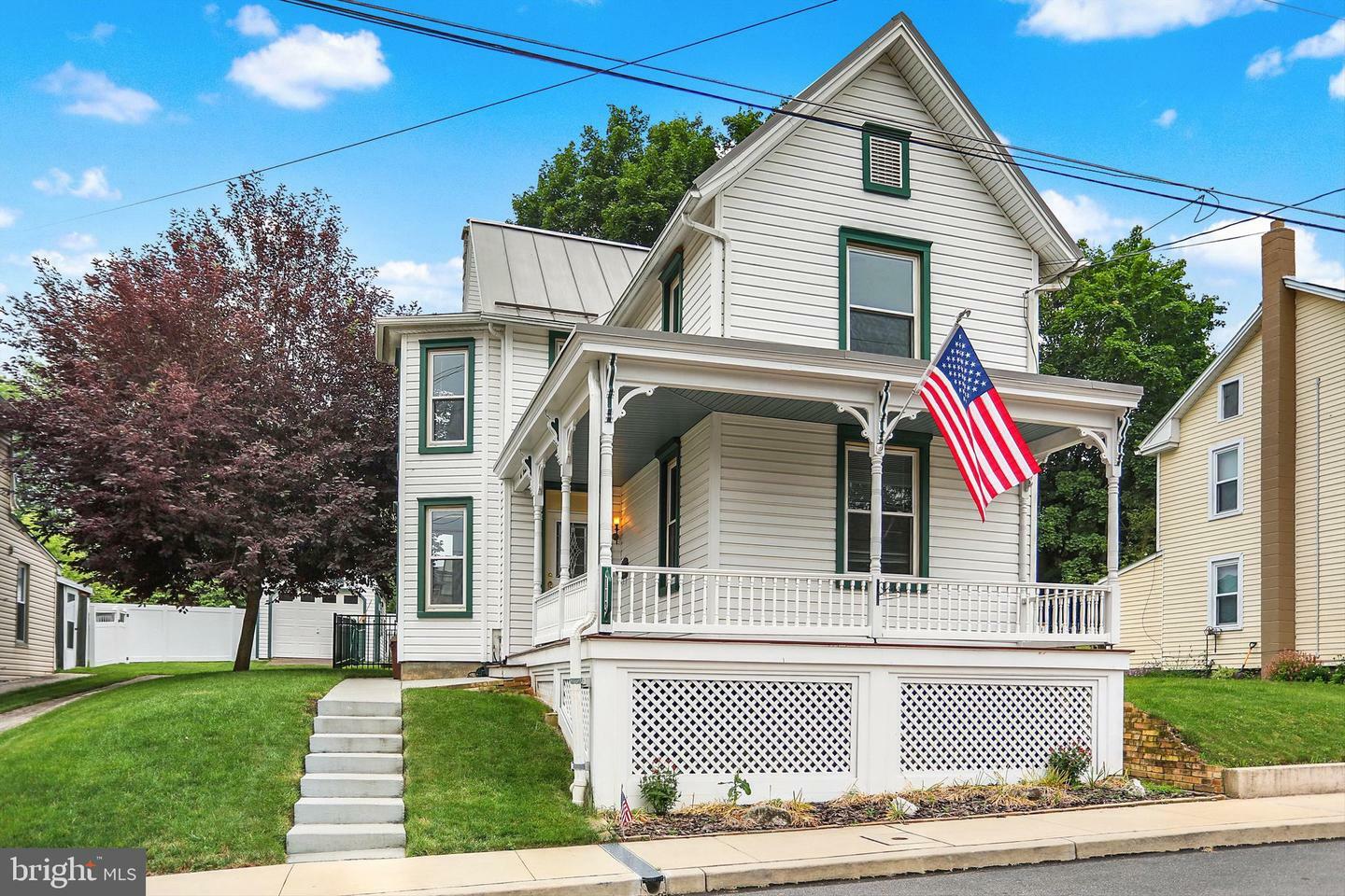 Property Photo: 113 Gettysburg Street PA 17019