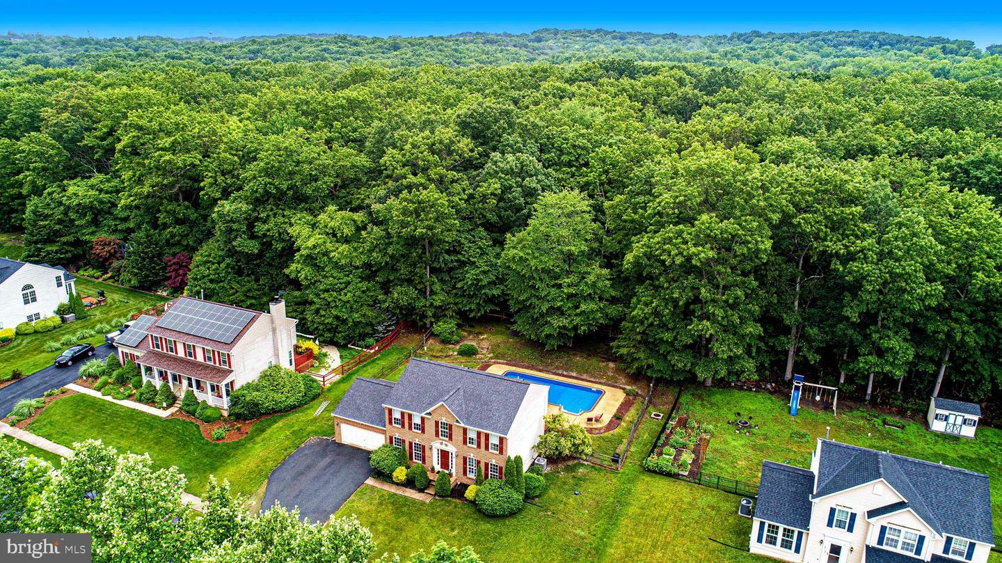Property Photo:  47 Ironoak Court  MD 21901 