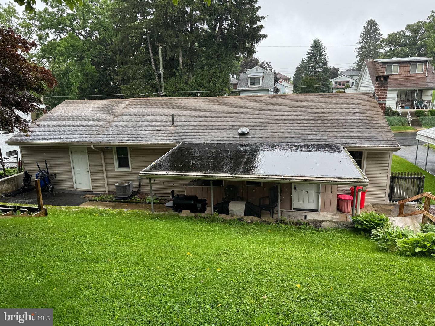 Property Photo:  42 Reed Street  PA 19540 
