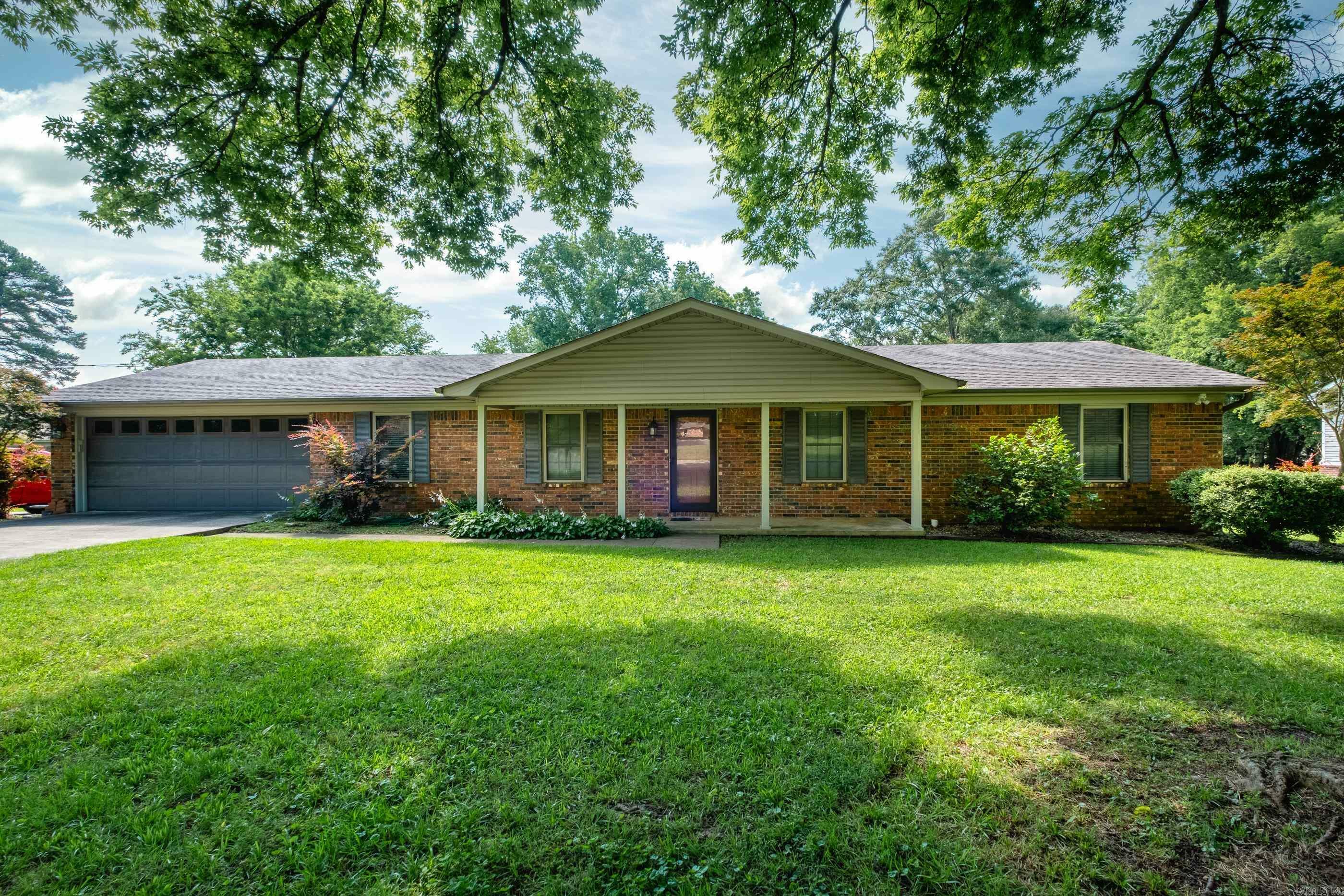 Property Photo: 304 Dogwood Drive AR 72019