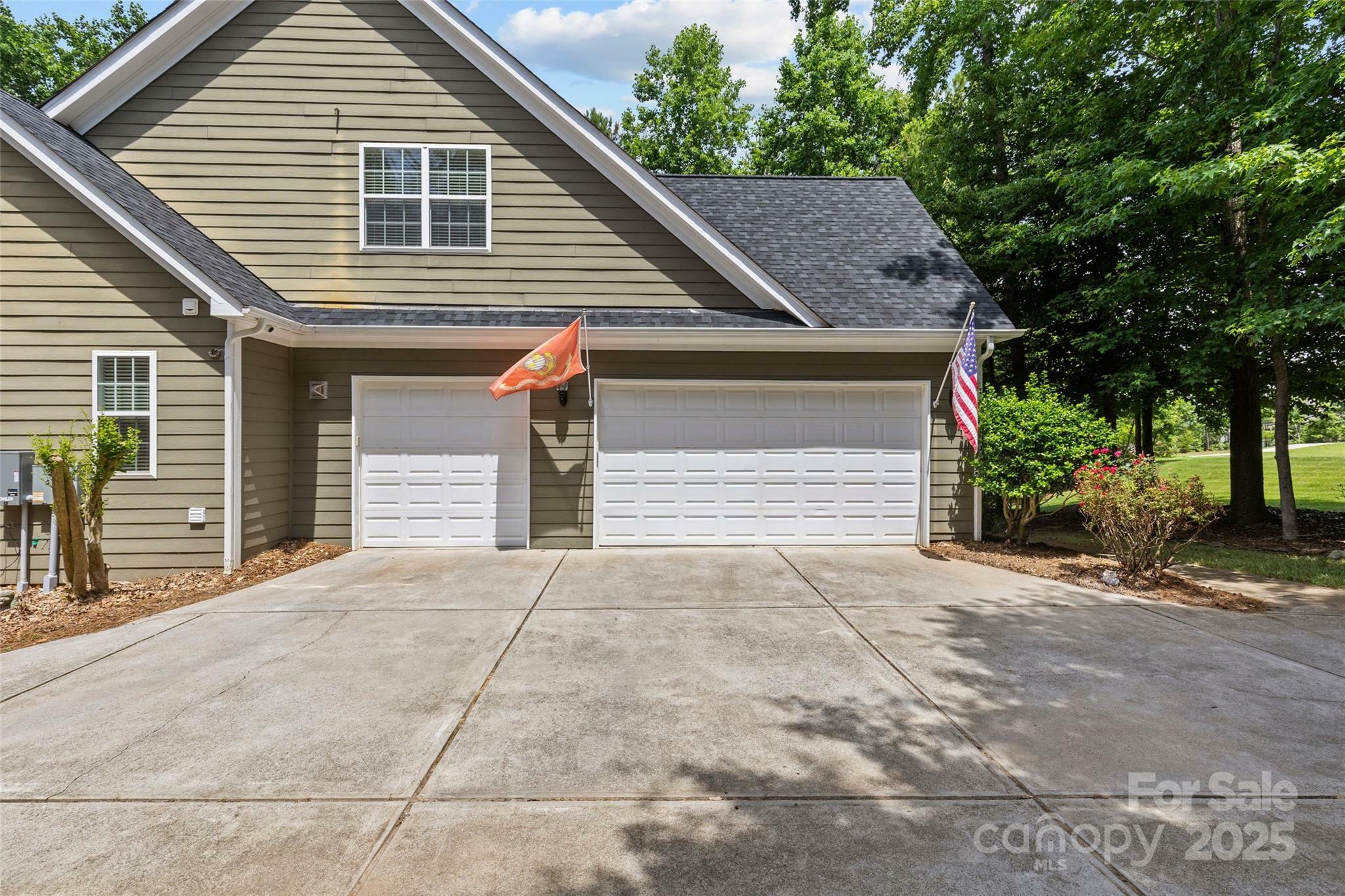 Property Photo: 3020 Waxhaw Crossing Drive NC 28173