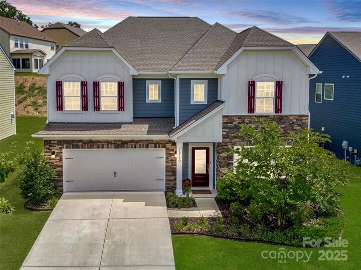 Property Photo:  15119 Oleander Drive  NC 28278 