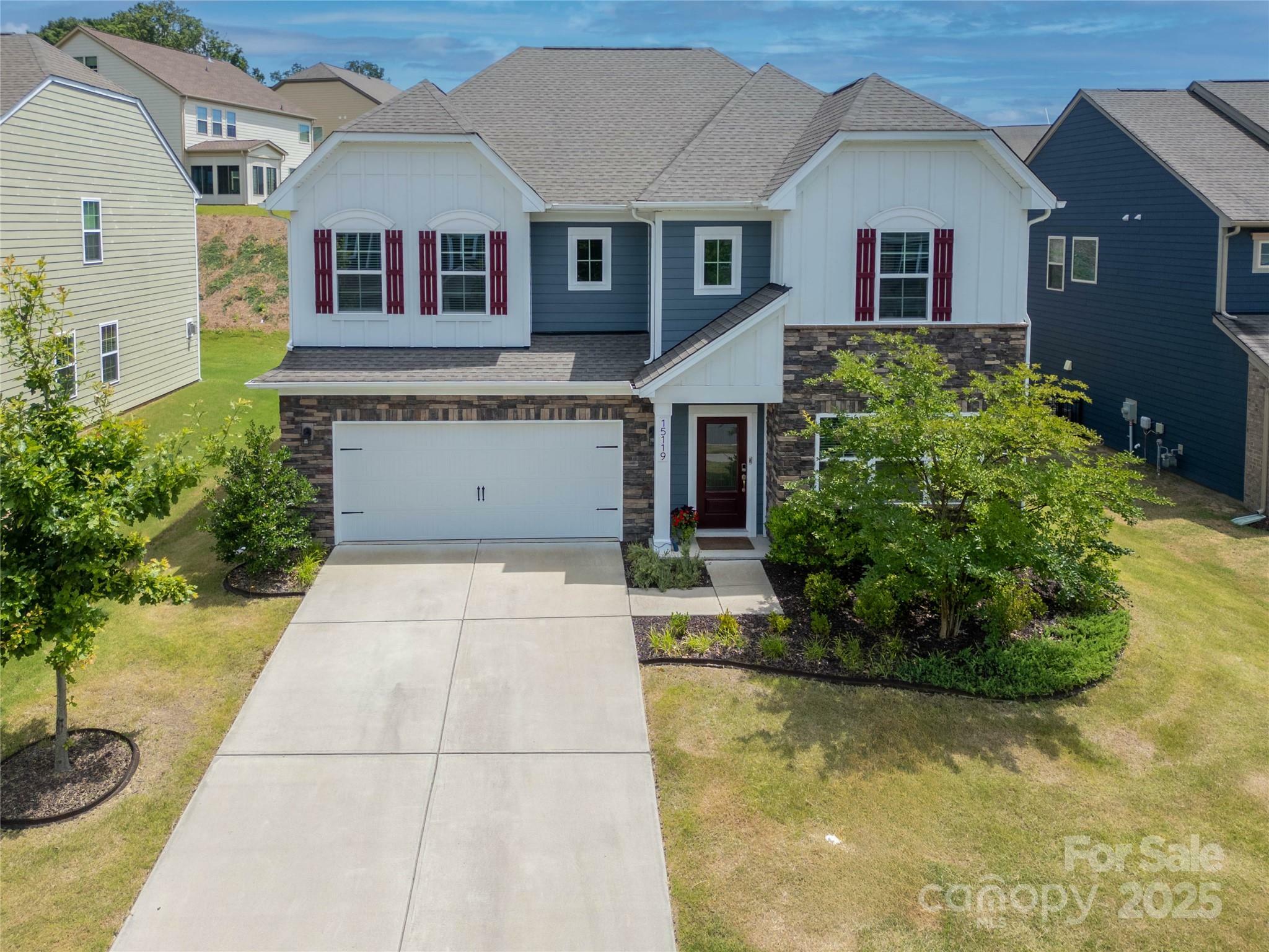 Property Photo:  15119 Oleander Drive  NC 28278 