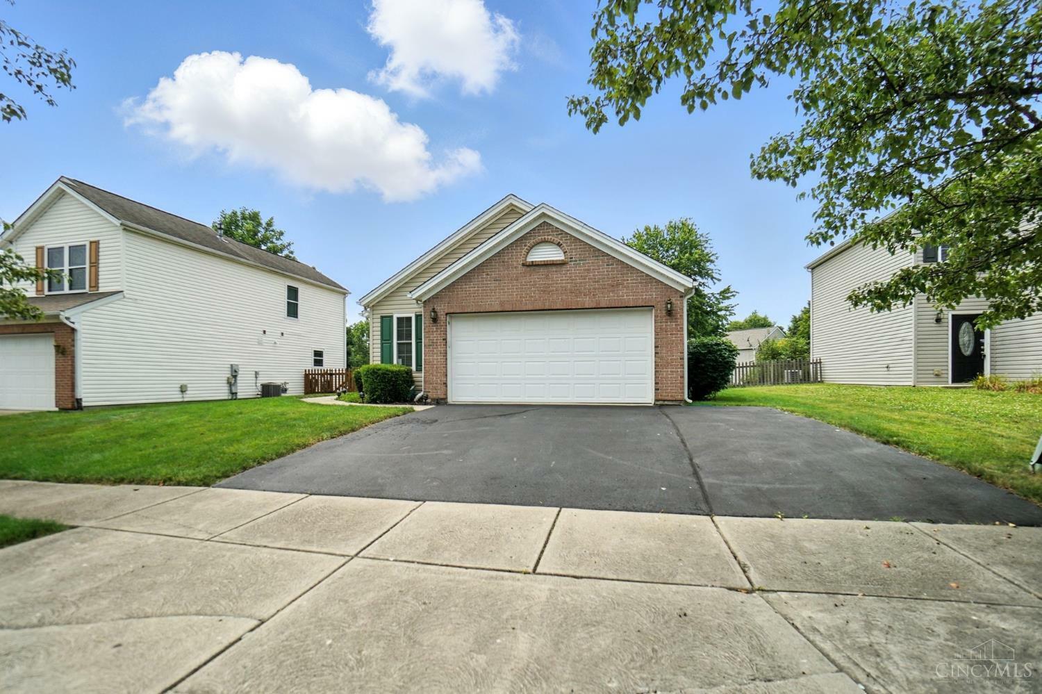 Property Photo:  214 Hartford Court  OH 45039 