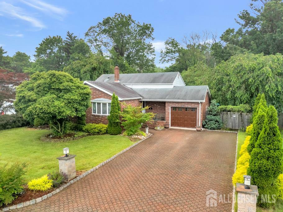 Property Photo:  605 Beechwood Avenue  NJ 08846 