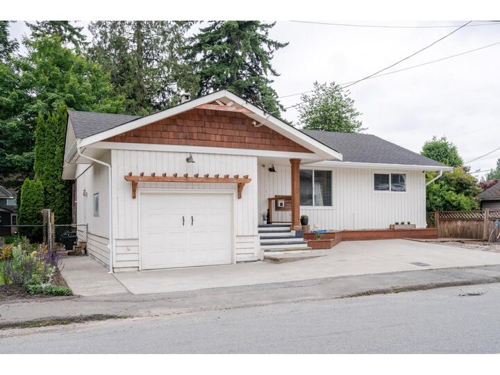 Photo de la propriété: 33986 Walnut BC V2S 2S5