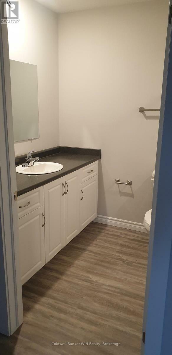 Property Photo: 540 Wallace Avenue South ON N4W 1Y7