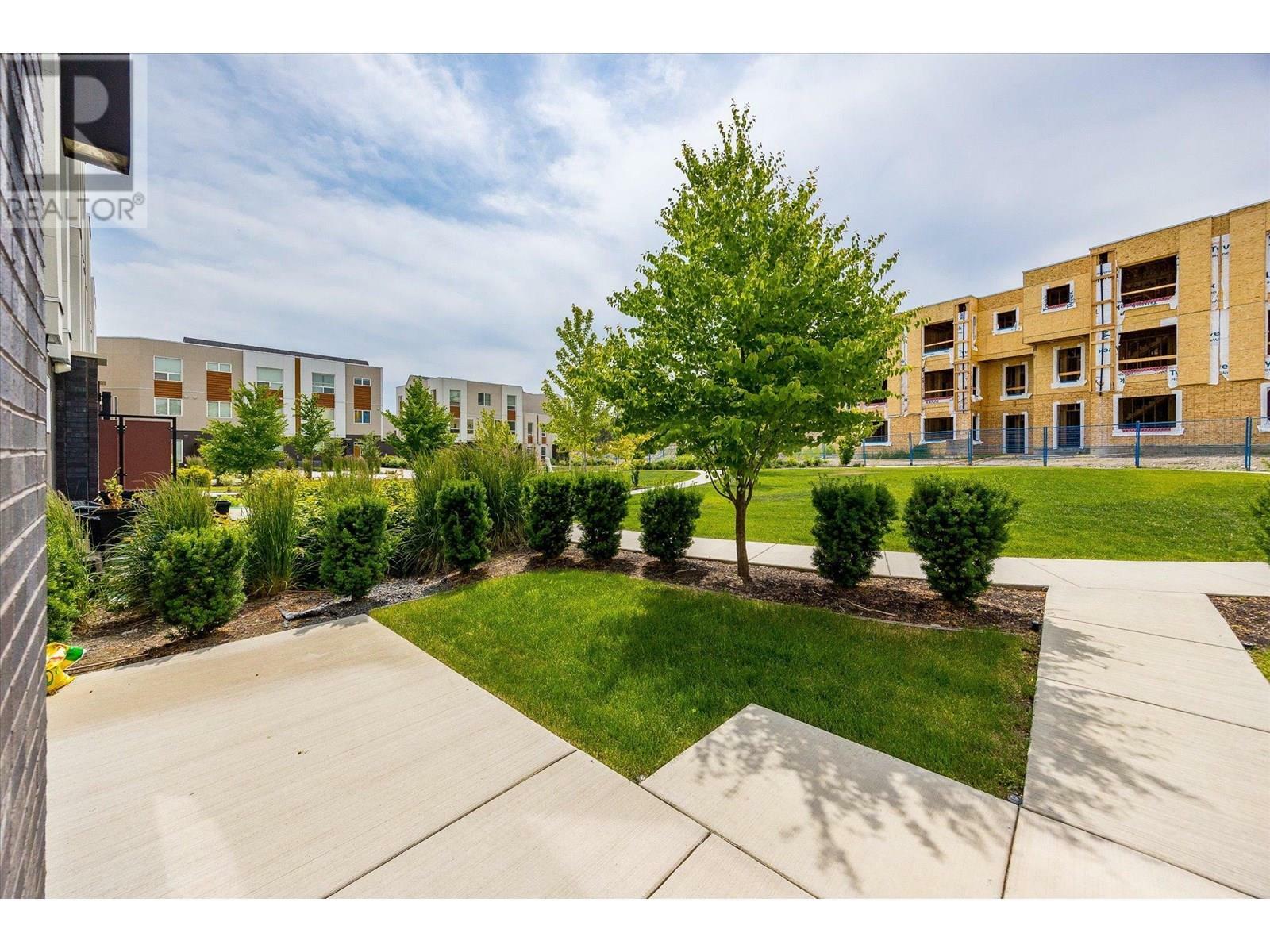 Property Photo: 610 Academy Way 367 BC V1V 0E8