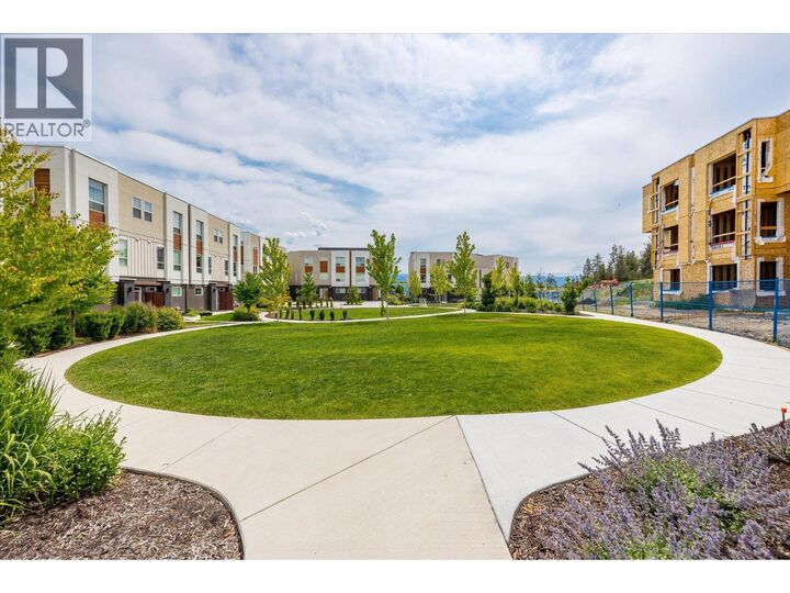 Property Photo: 610 Academy Way 367 BC V1V 0E8