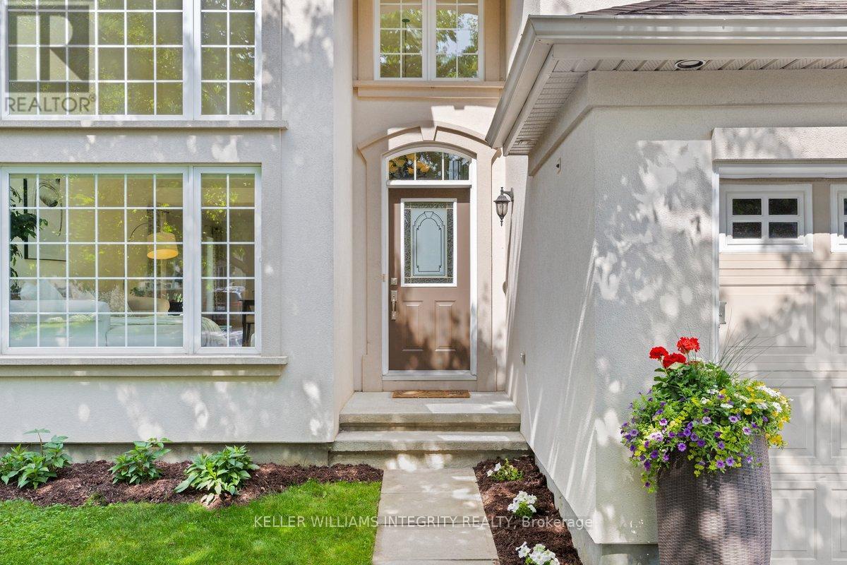 Property Photo: 16 Blackshire Circle ON K2J 5L8