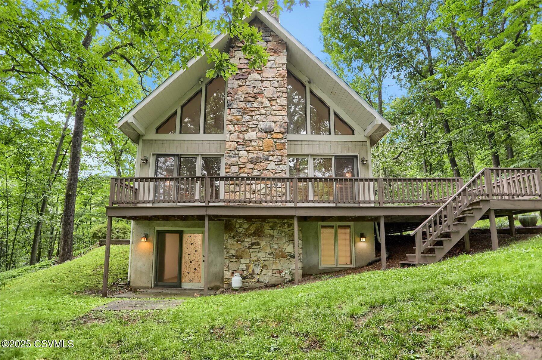 Property Photo: 16 March Circle PA 17889