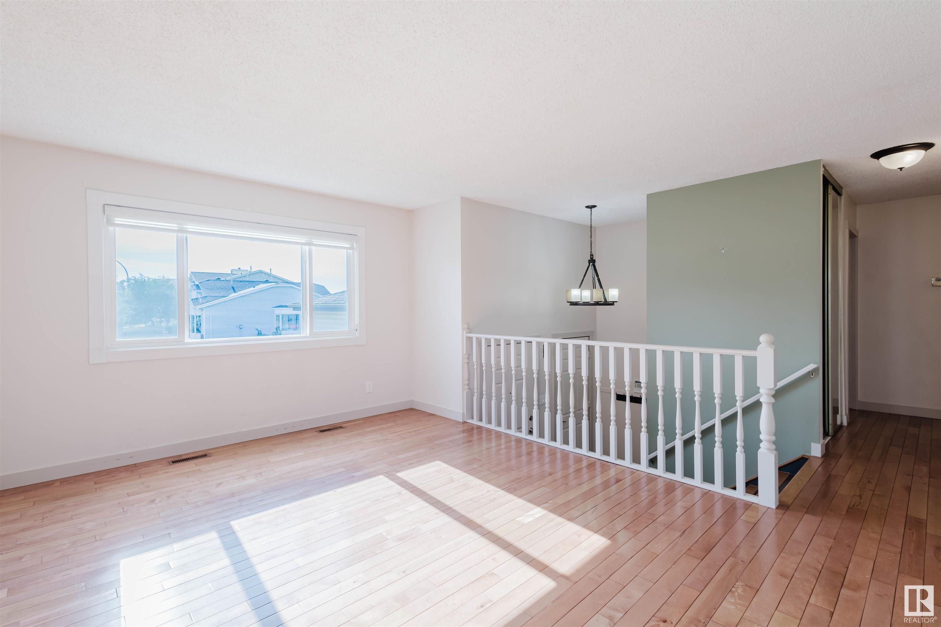 Property Photo:  1917 108 Street NW  AB T6J 5V4 
