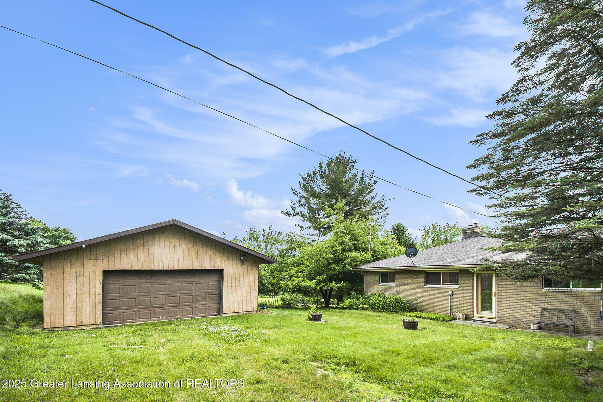 Property Photo: 13433 S Grange Road MI 48822