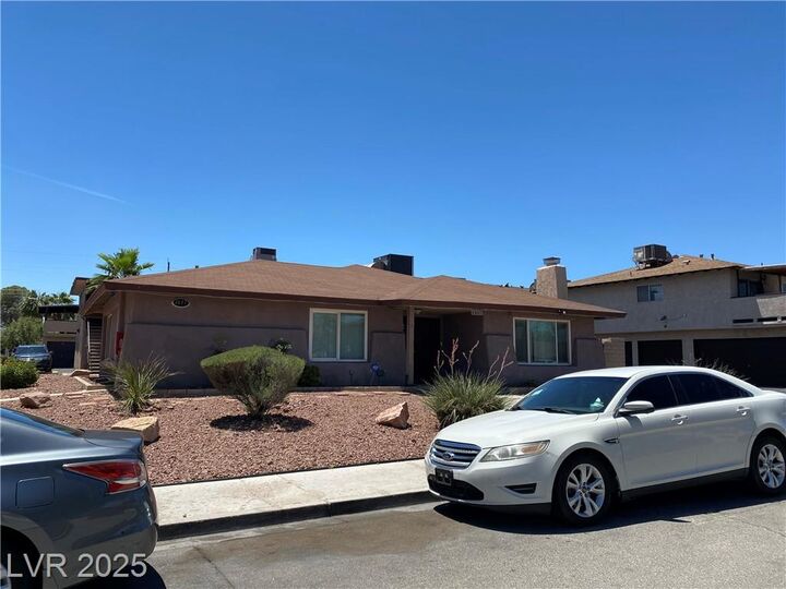 2657 Kline Circle  Las Vegas NV 89121 photo