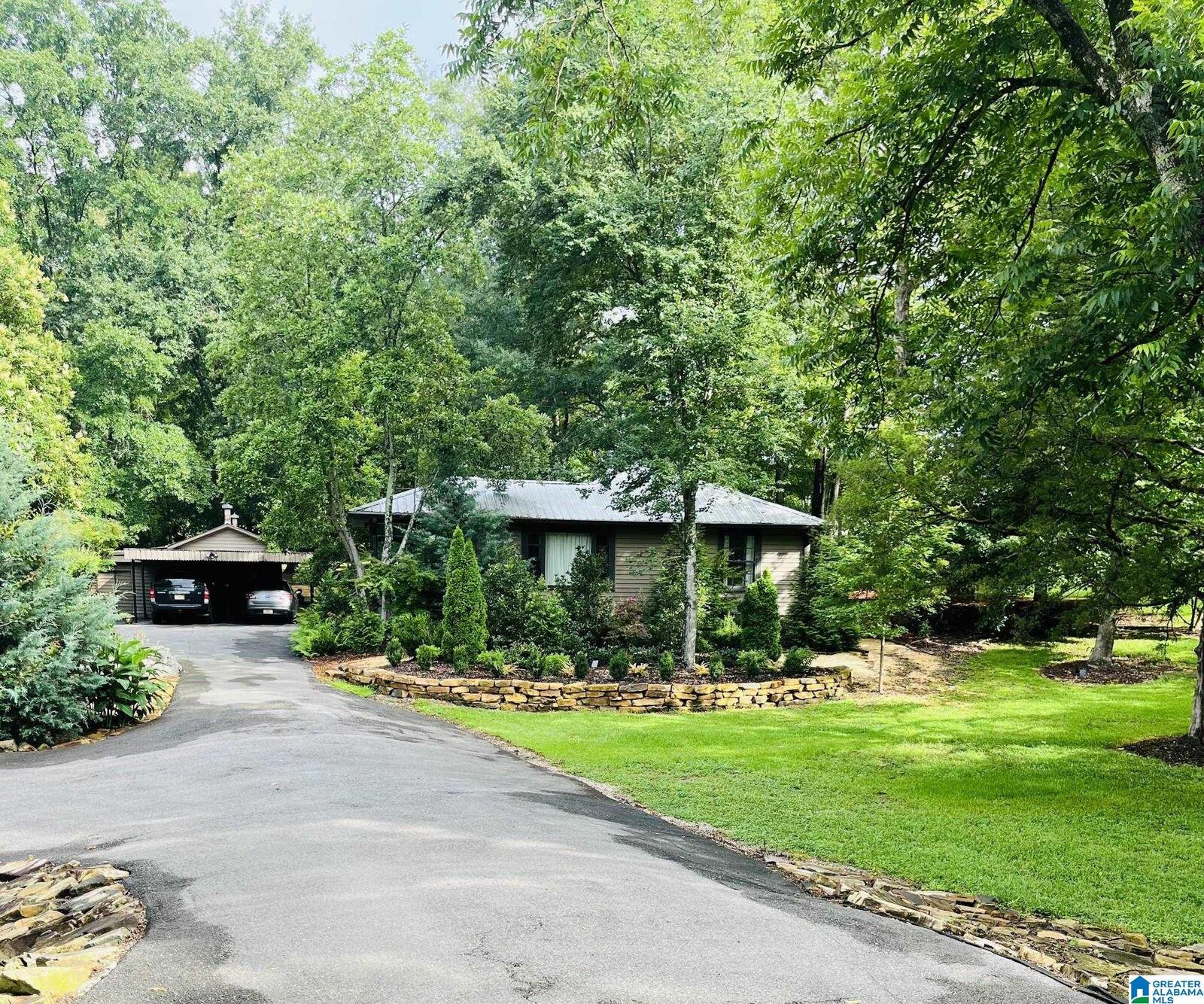 Property Photo: 1658 Montevallo Road AL 35094