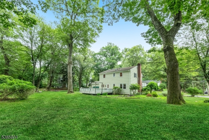Property Photo:  21 Dale Ave  NJ 07481 