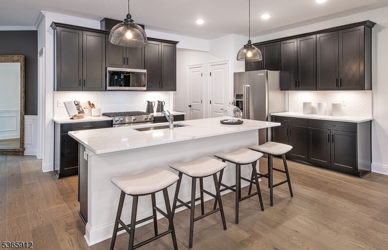 Property Photo: 11 Wadsworth Drive 6 NJ 07834