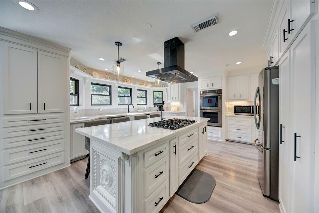 Property Photo: 1950 Country Club Road TX 77833