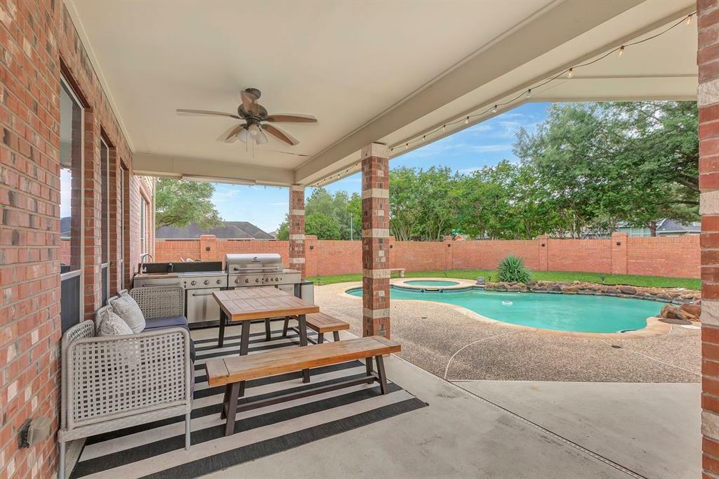 Property Photo: 4526 Ambrosia Springs Lane TX 77494