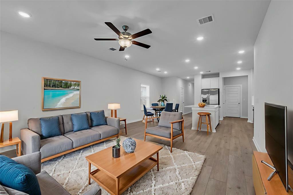 Property Photo: 8442 Sweet Cherry Lane TX 77354