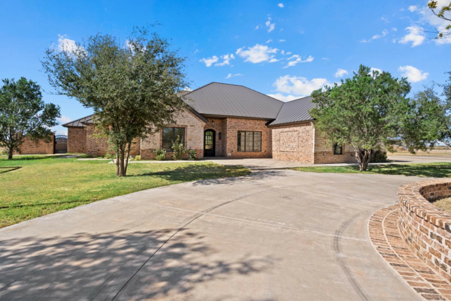 Property Photo: 7901 N County Rd 2140 TX 79415