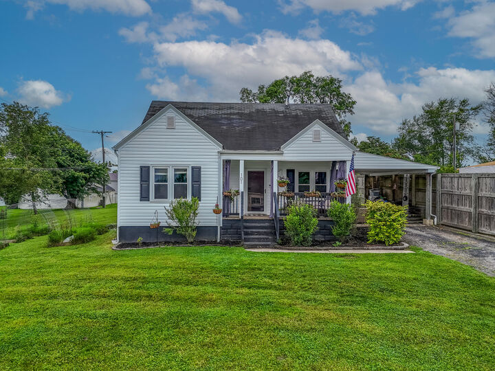 Property Photo: 101 N Parkwood Drive KY 41041