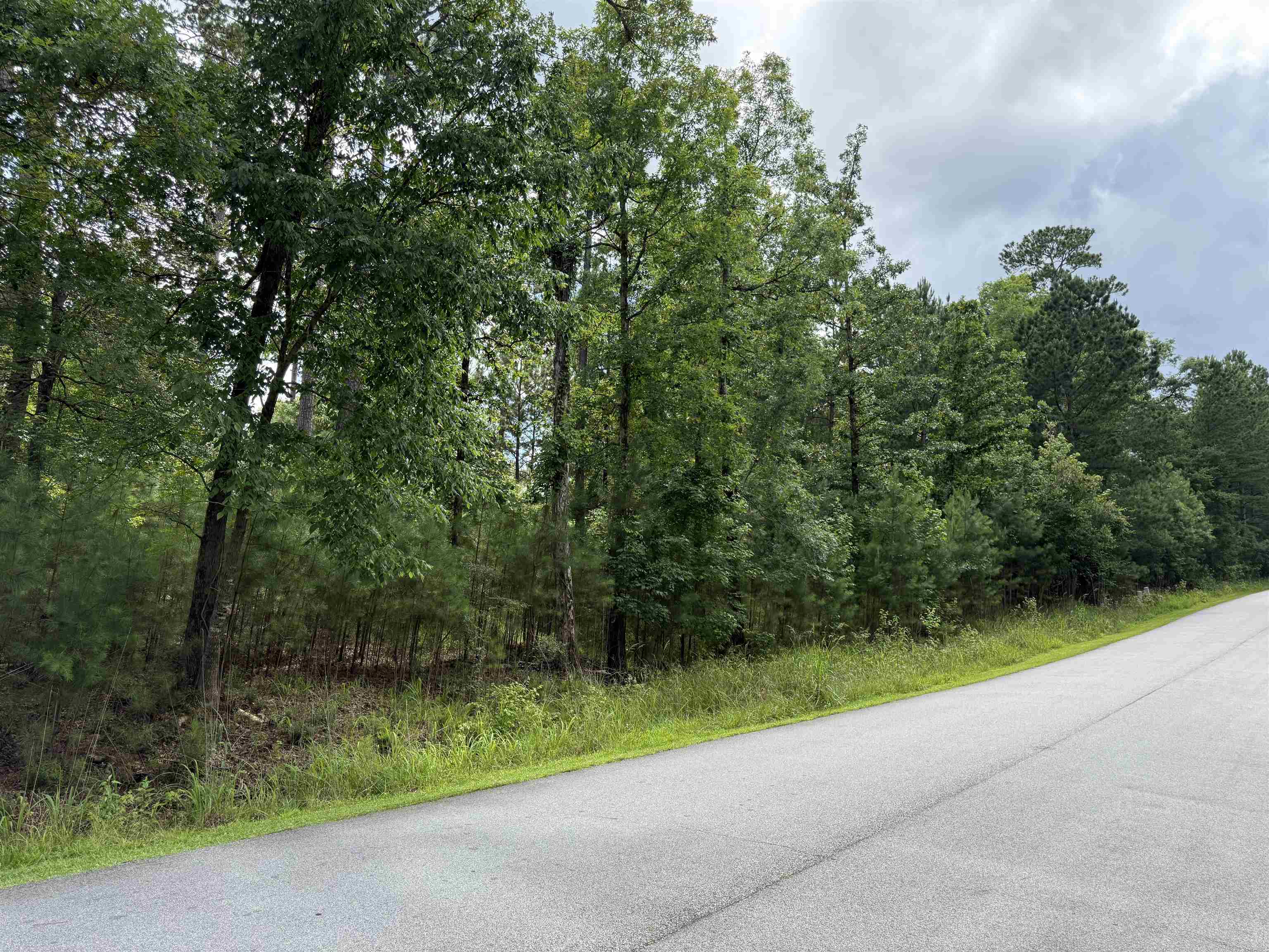 Property Photo: 1041 Glen Eagle Drive GA 30642