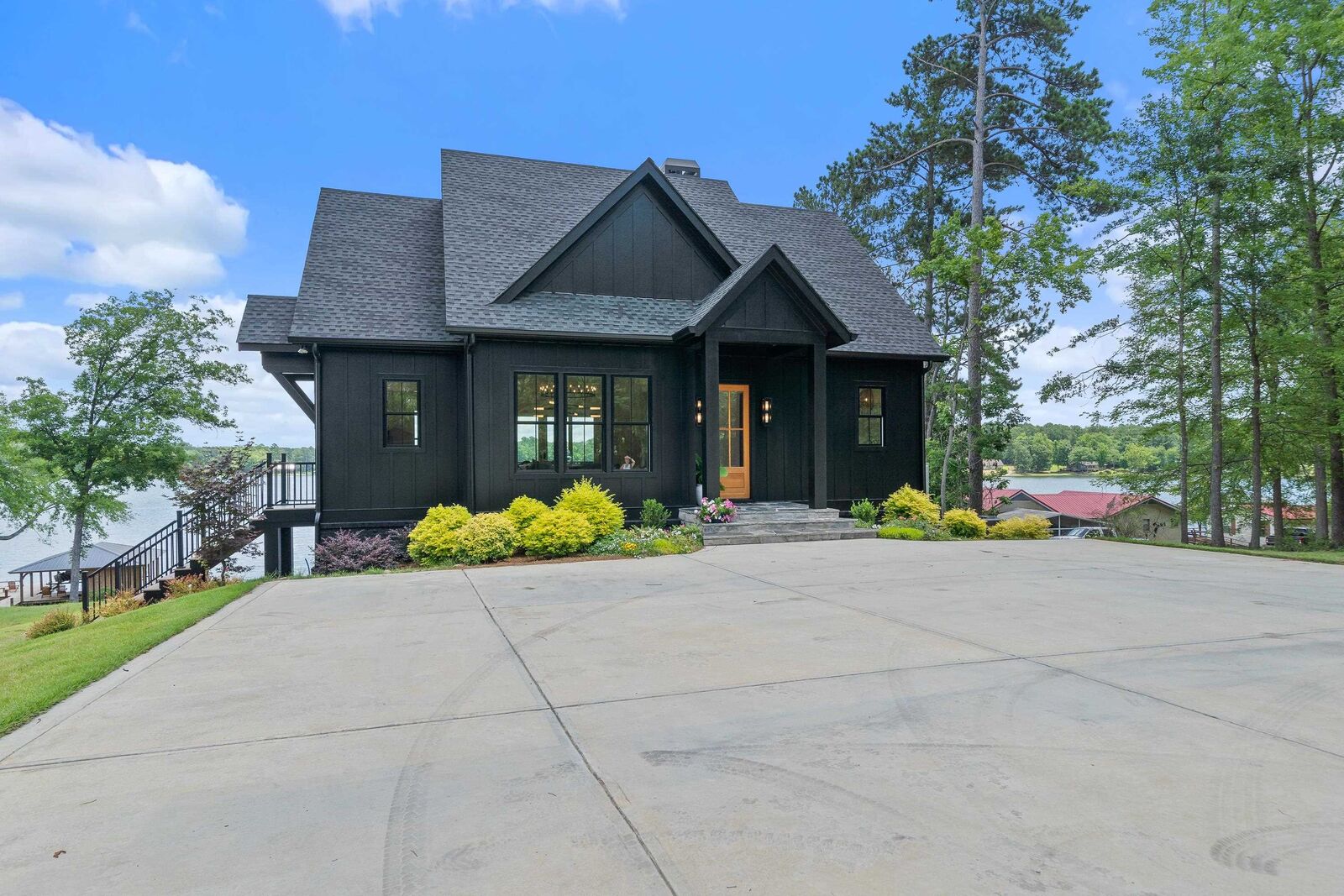 Property Photo:  156 Dogwood Drive  GA 31061 