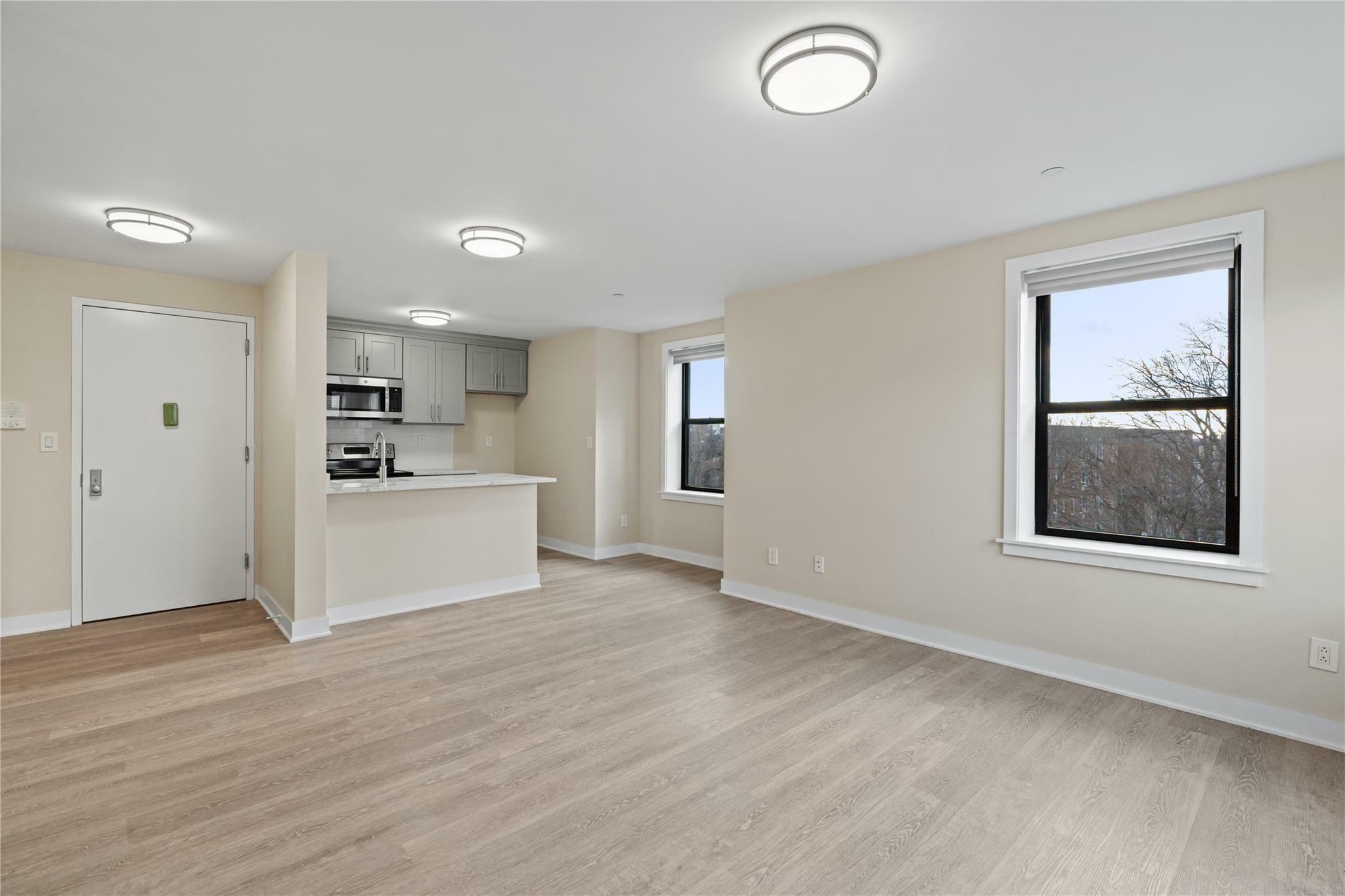 Property Photo: 135 Wakefield Avenue 401 NY 10704
