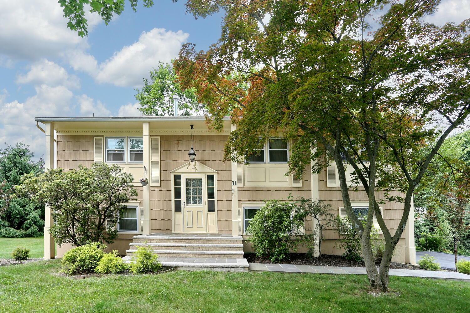 11 Claremont Lane  Suffern NY 10901 photo