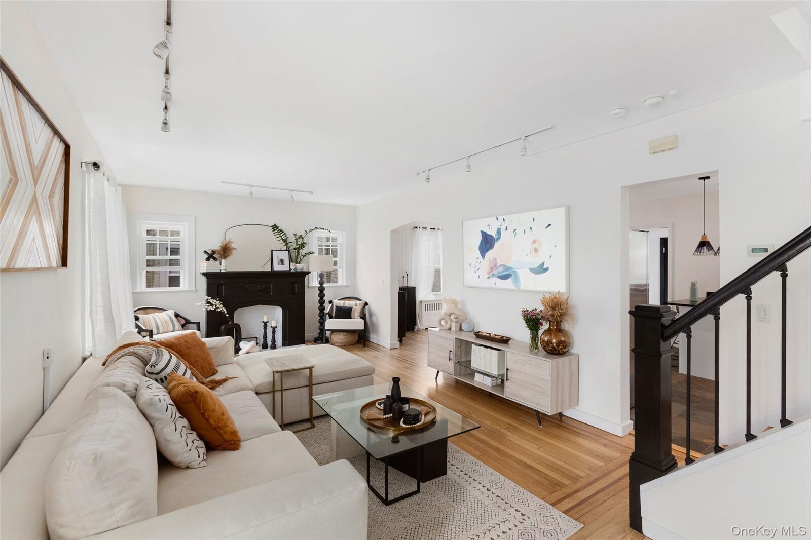 Property Photo: 32 Central Parkway NY 10552