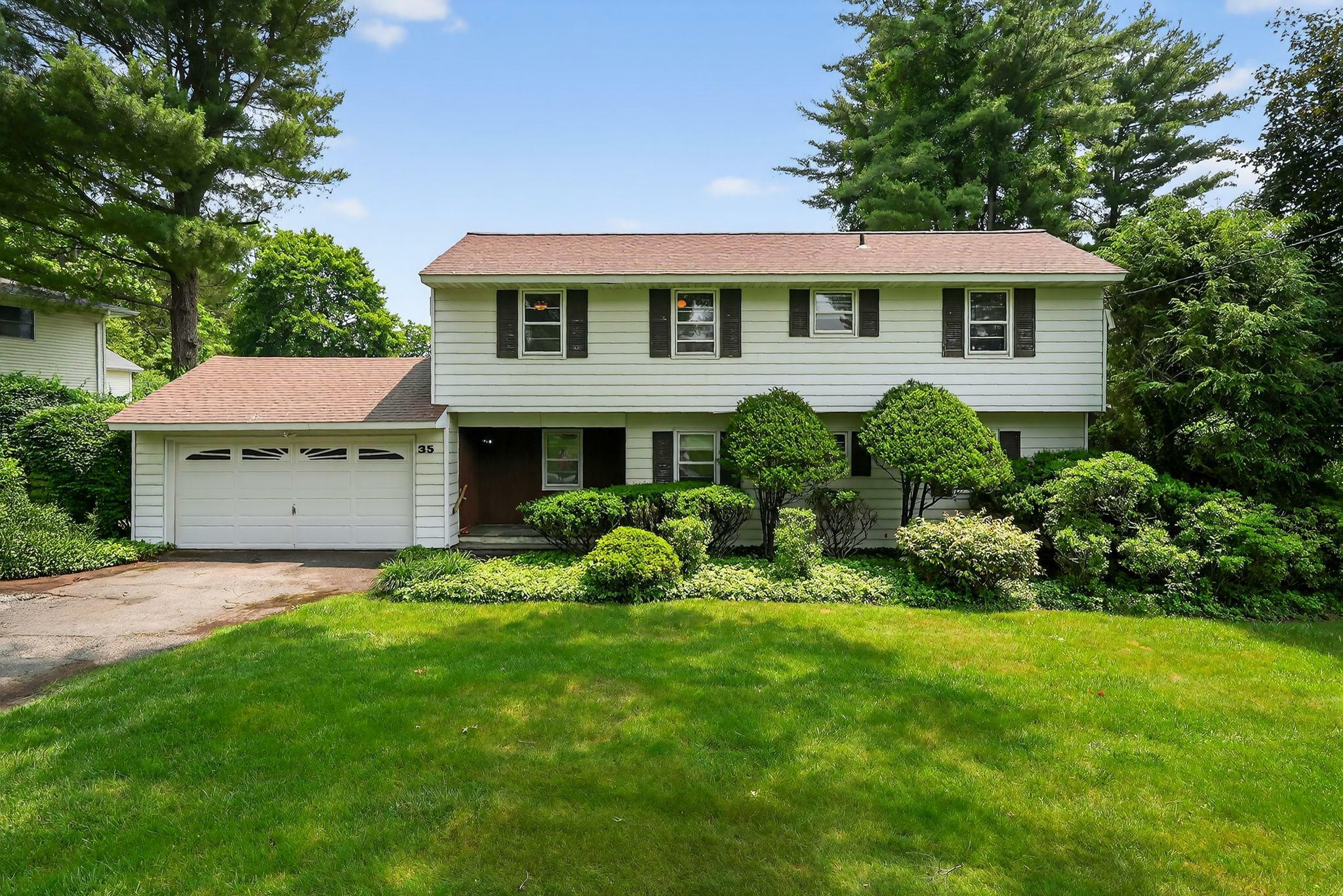 Property Photo: 35 Old Farms Road NY 12603