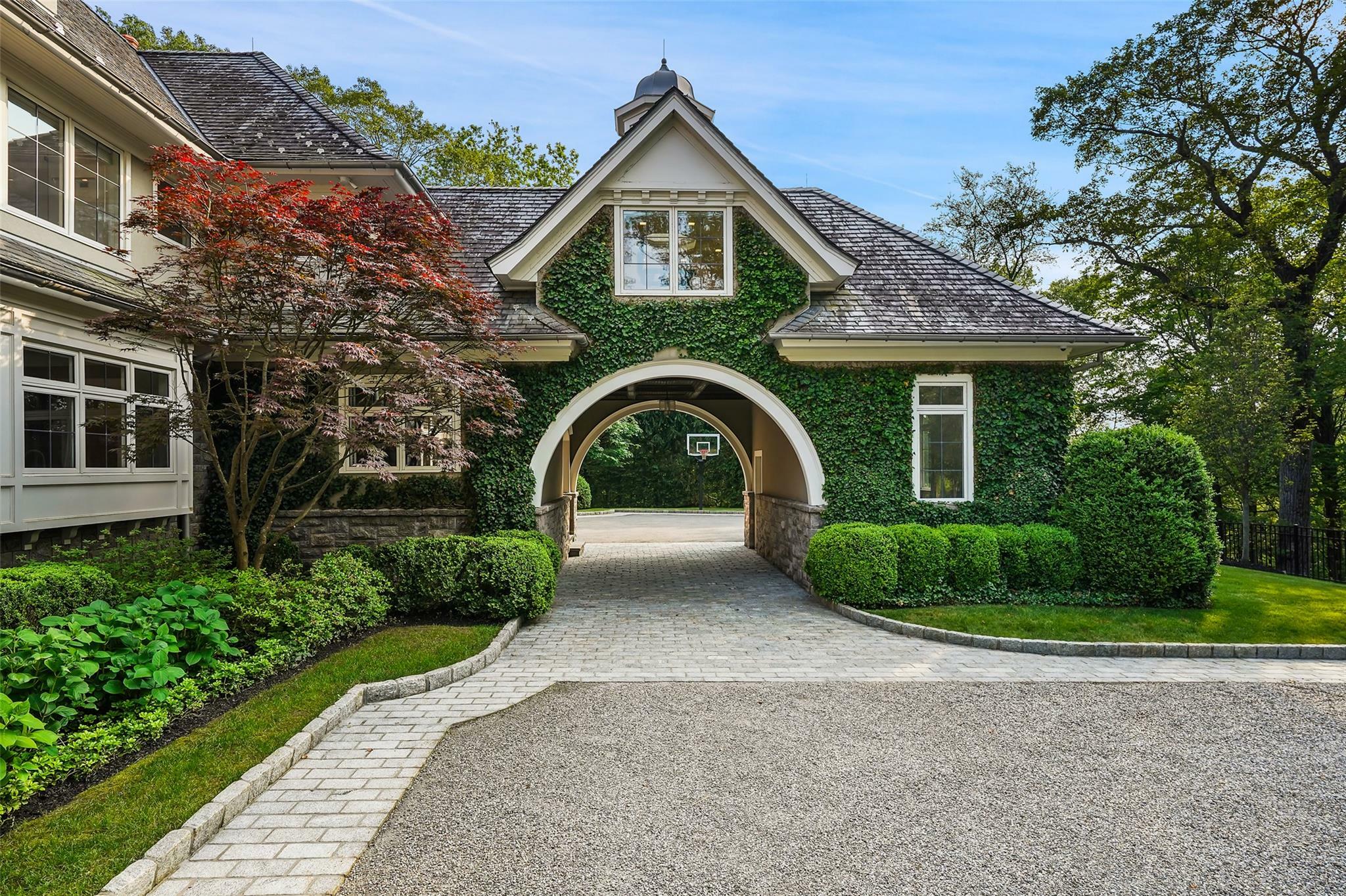 Property Photo: 3 Terrace Circle NY 10504