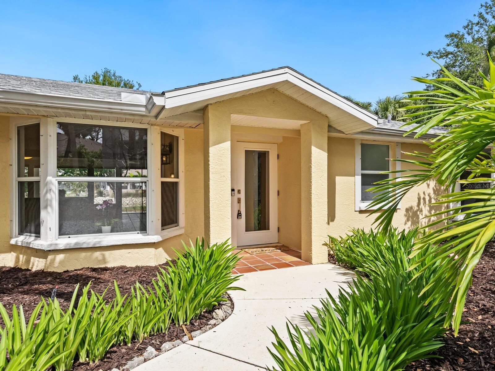 Property Photo: 4830 Estrada De Costa FL 34242