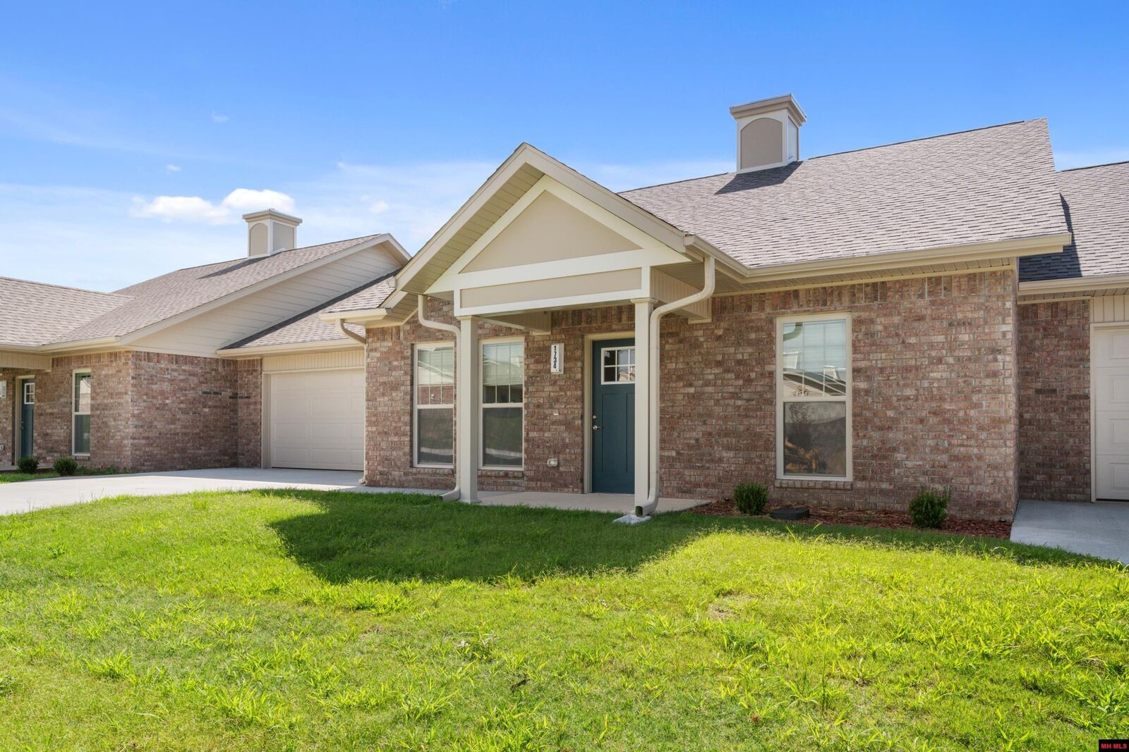 Property Photo: 1734 Michigan Avenue AR 72653
