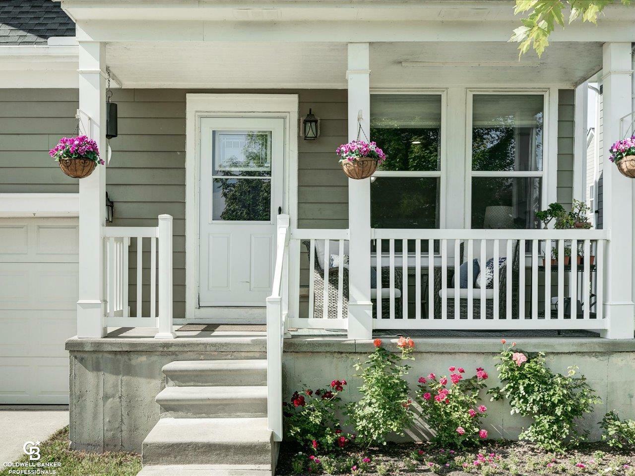 Property Photo: 30569 Austin Ct Court MI 48051