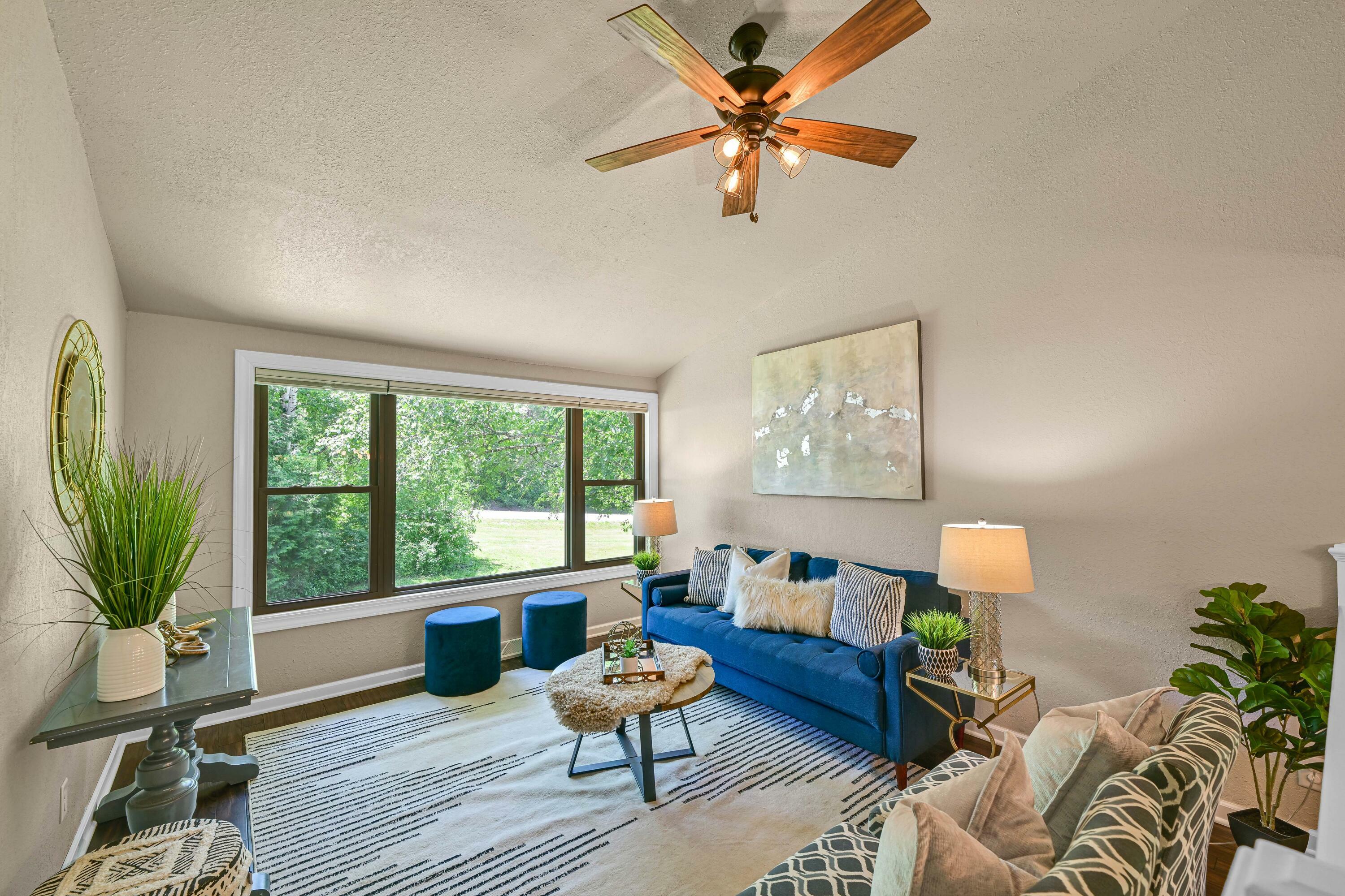 Property Photo: 1408 Woodland Dr WI 53024