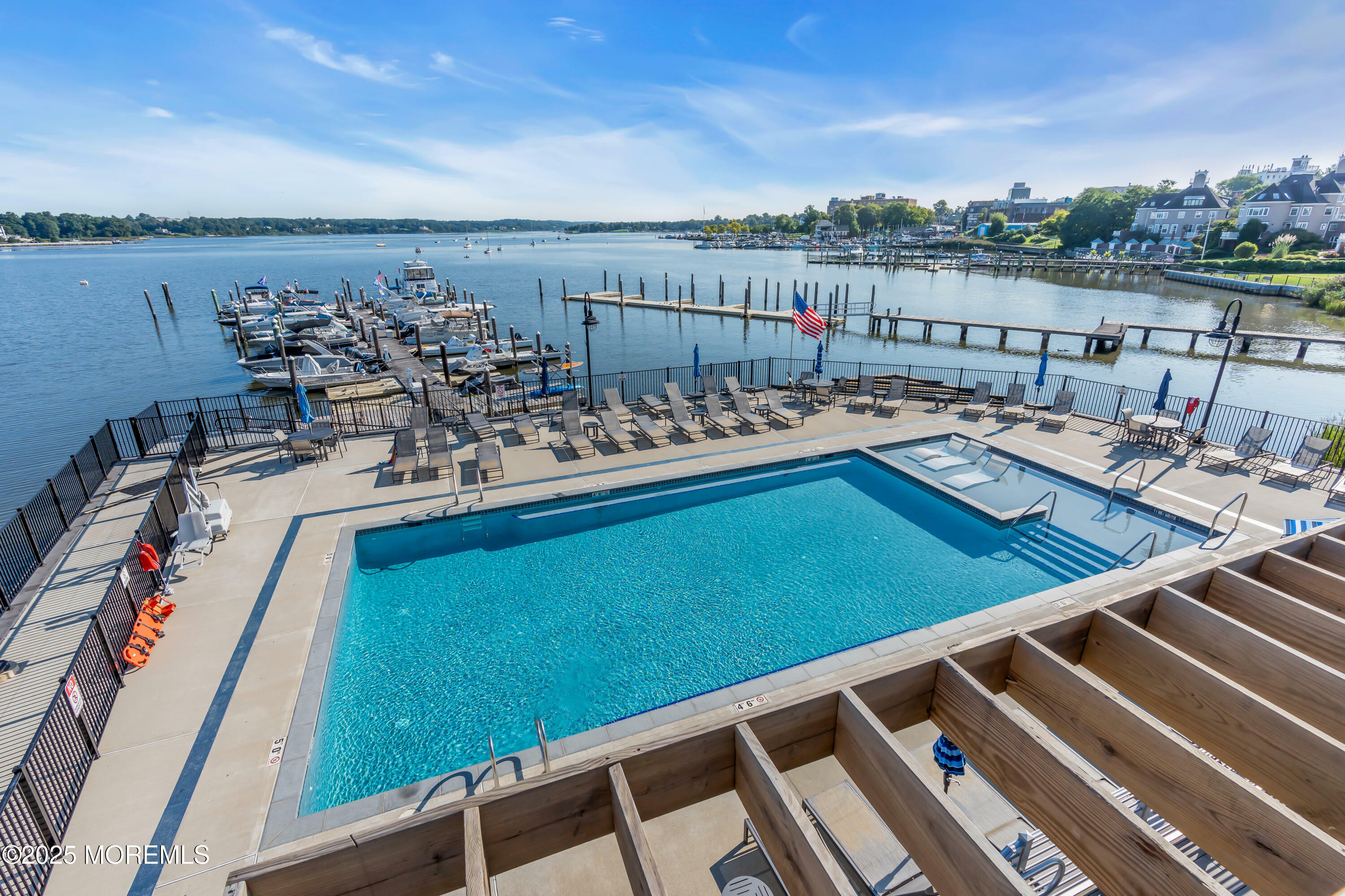 28 Riverside Avenue 1H  Red Bank NJ 07701 photo