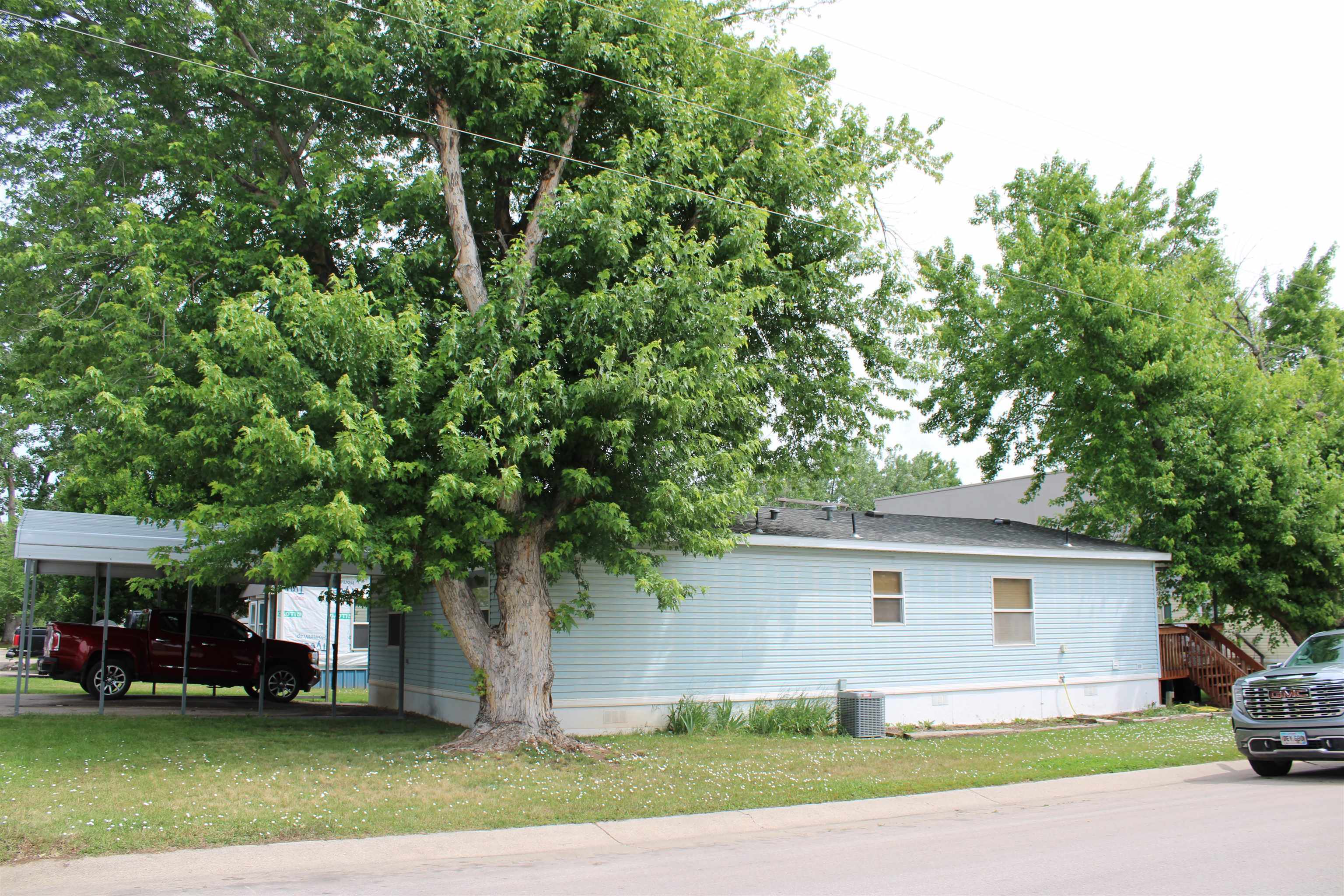 Property Photo: 1421 Cherry Avenue SD 57701