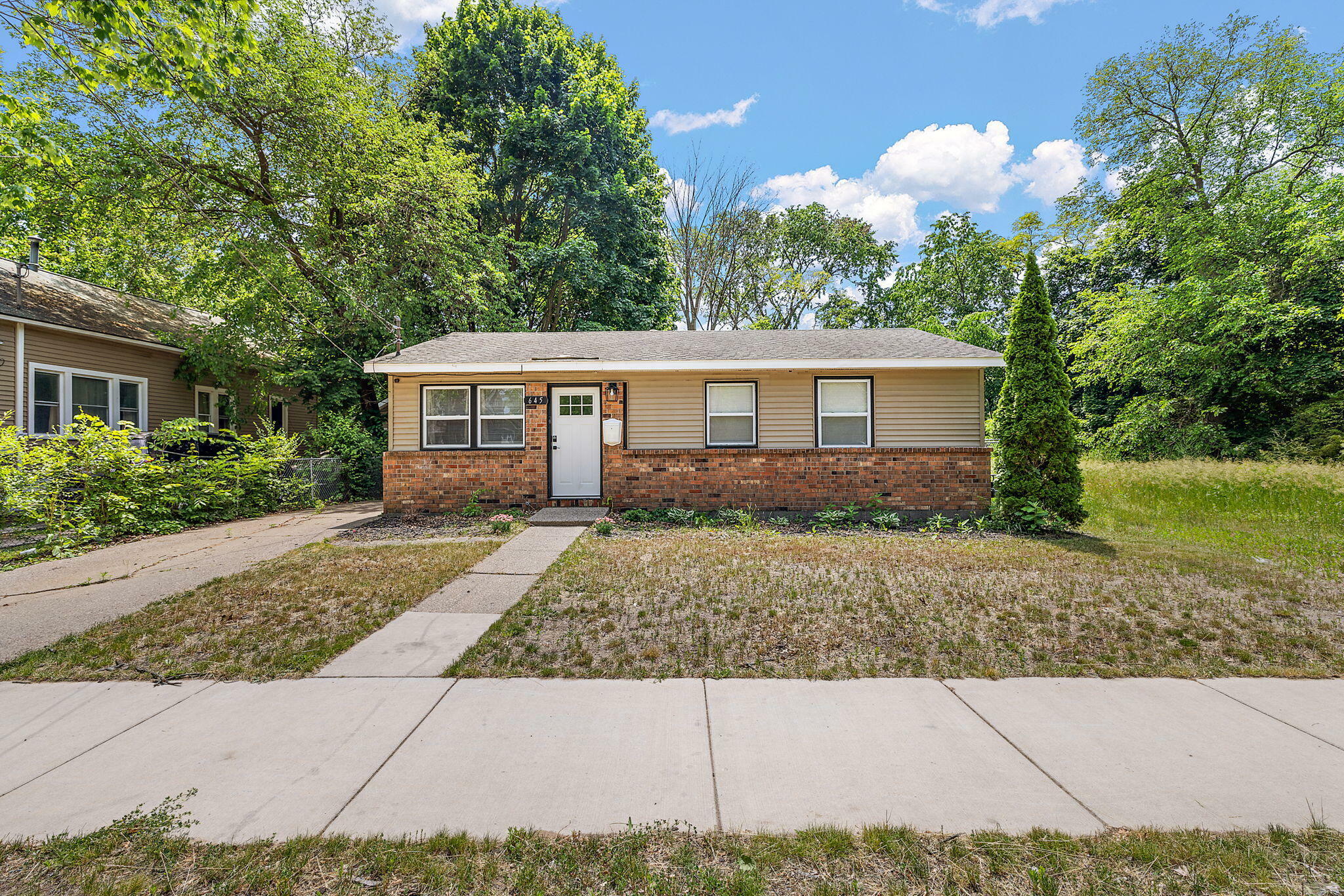 Property Photo: 645 Amity Avenue MI 49442