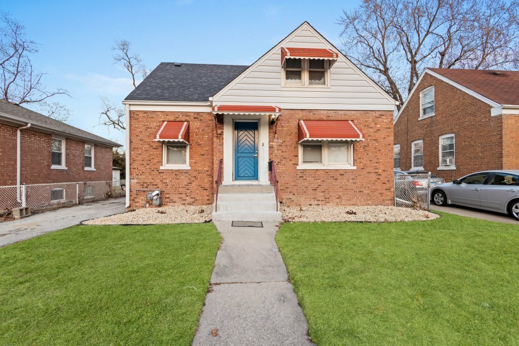 Property Photo: 14131 Manor Avenue IL 60419