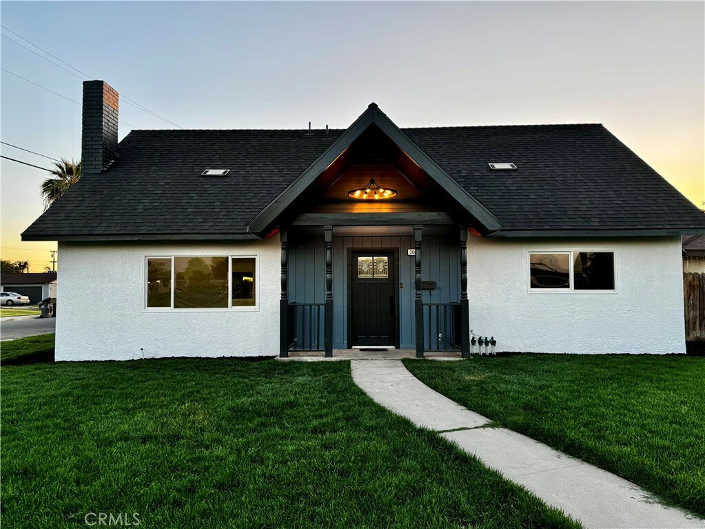 Property Photo: 3009 Delburn Street CA 93304
