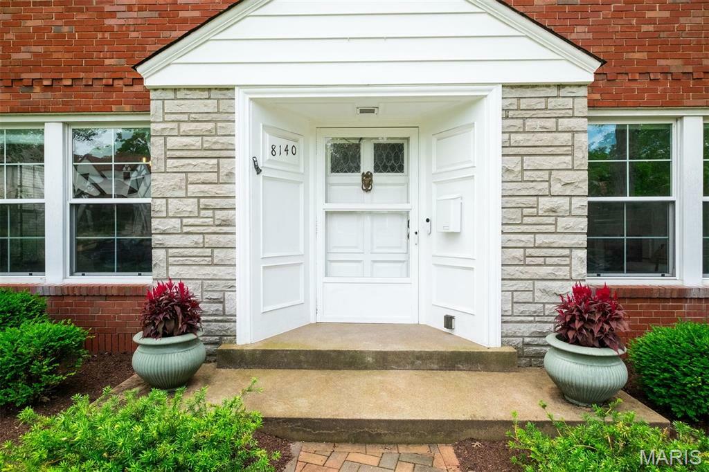 Property Photo:  8140 Pershing Avenue  MO 63105 