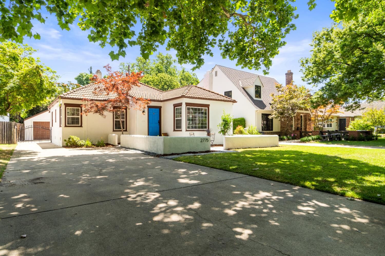 Property Photo:  2775 Land Park Drive  CA 95818 