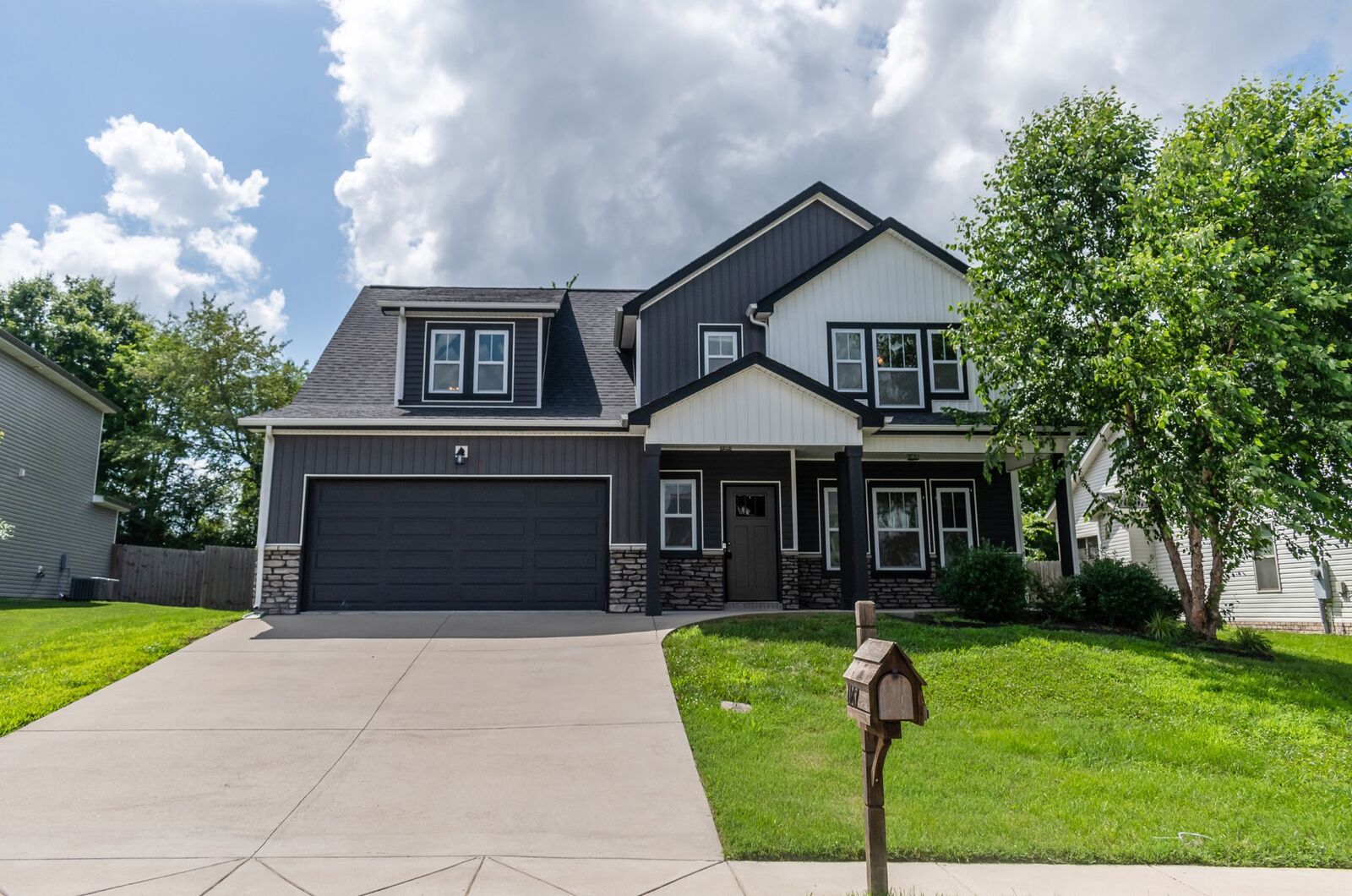 Property Photo: 1167 Ewing Way TN 37043