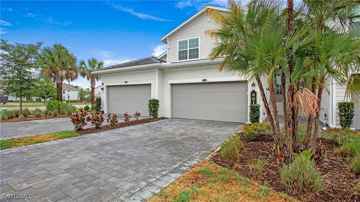 Property Photo: 6015 Ellerston Way 921 FL 34145